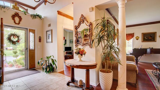 1 Kingston Court, Monroe, NJ 08831