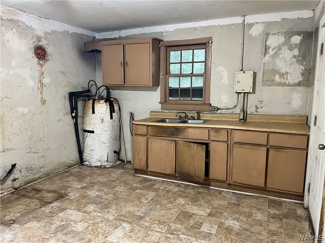 1515 18th, Tuscaloosa, AL 35401