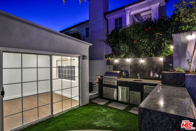 1532 Glendon Avenue, Los Angeles, CA 90024