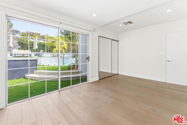 1532 Glendon Avenue, Los Angeles, CA 90024