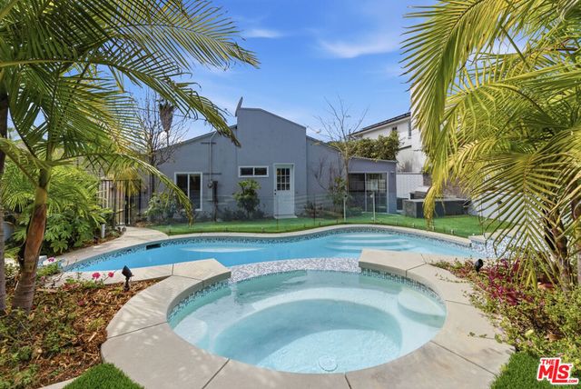 1532 Glendon Avenue, Los Angeles, CA 90024