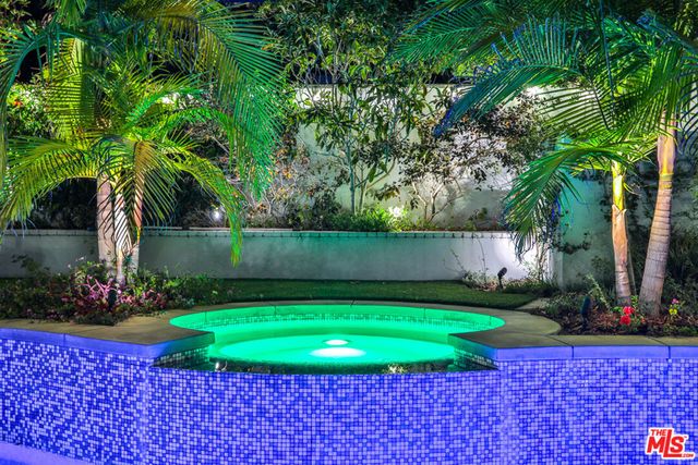 1532 Glendon Avenue, Los Angeles, CA 90024