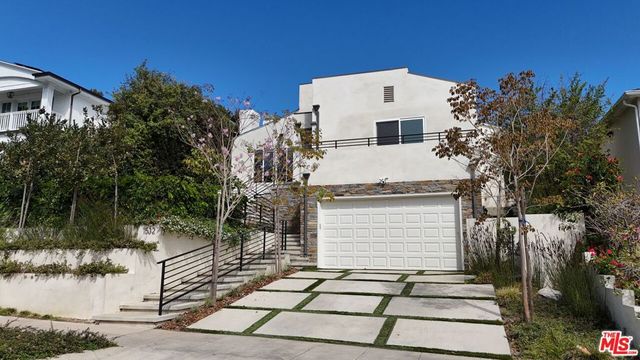 1532 Glendon Avenue, Los Angeles, CA 90024