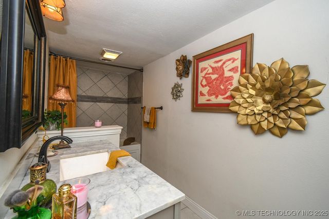 826 Running Water, Kansas, OK 74347