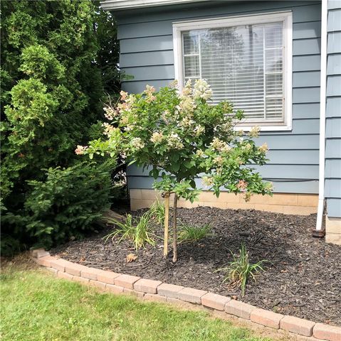 194 Legion Circle, Greece, NY 14616