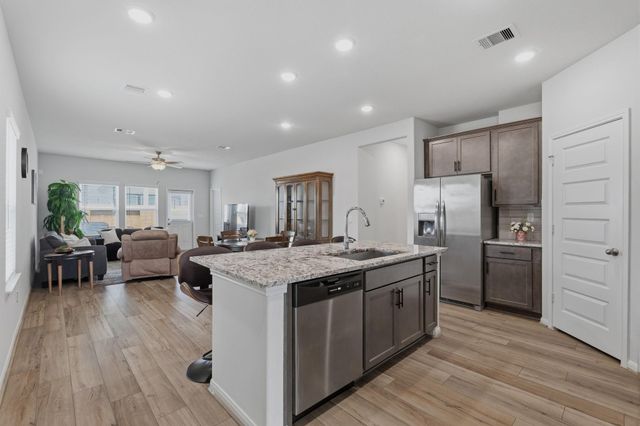 8320 Bristlecone Pine Way, Magnolia, TX 77354