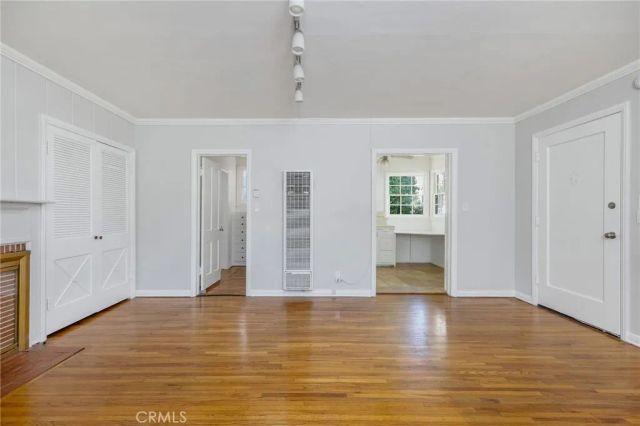 10370 Ashton Avenue, Los Angeles, CA 90024