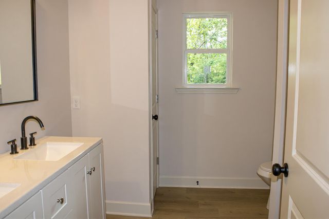 727 Walker Avenue, Rossville, GA 30741