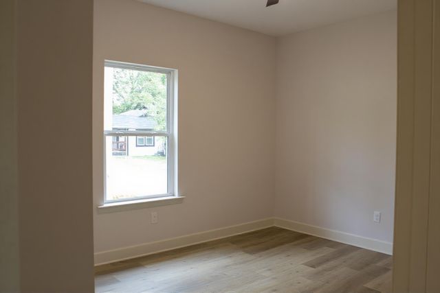 727 Walker Avenue, Rossville, GA 30741