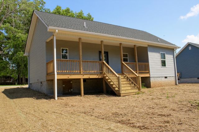 727 Walker Avenue, Rossville, GA 30741