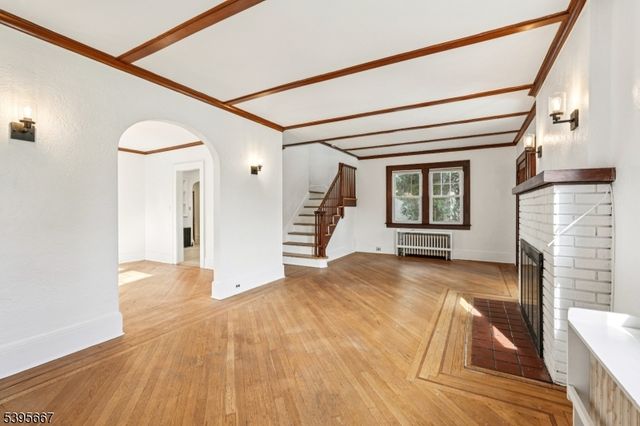 8 N Elk Ave, Dover Town, NJ 07801