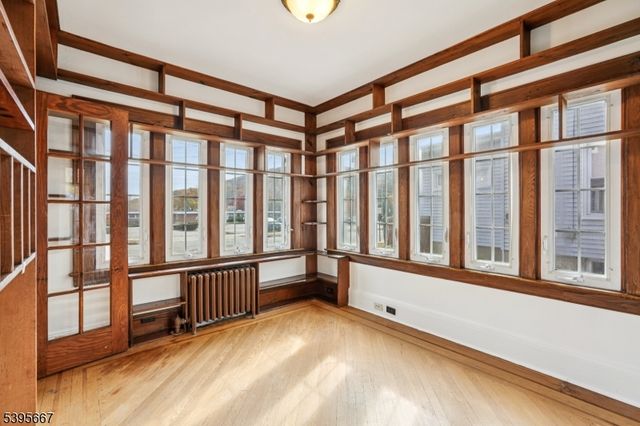 8 N Elk Ave, Dover Town, NJ 07801