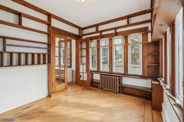 8 N Elk Ave, Dover Town, NJ 07801