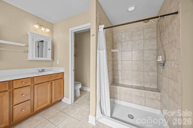 7708 Woodmere Drive, Harrisburg, NC 28075