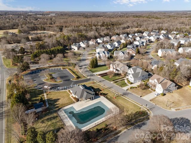 7708 Woodmere Drive, Harrisburg, NC 28075