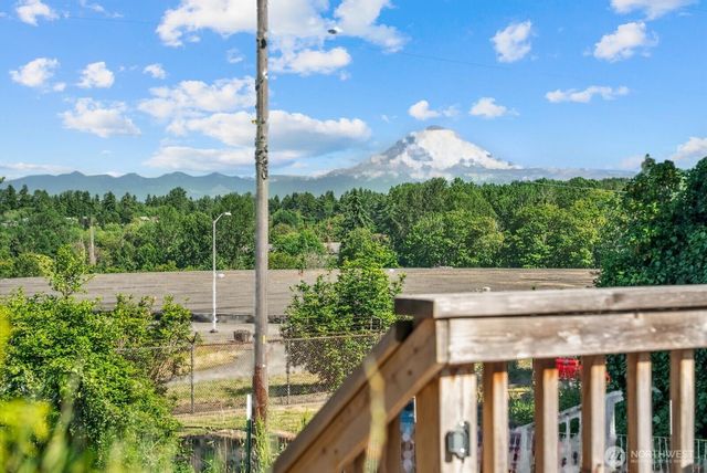 3618 E M Street, Tacoma, WA 98404