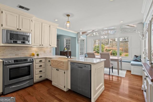 734 Princeton Mill Run, Marietta, GA 30068