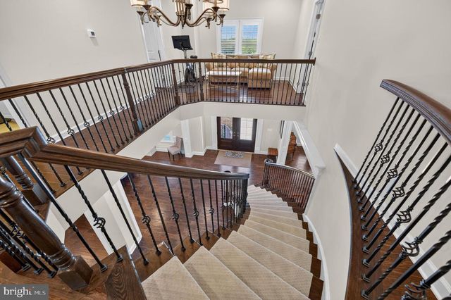 700 WALTON CT, Moorestown, NJ 08057