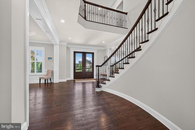 700 WALTON CT, Moorestown, NJ 08057