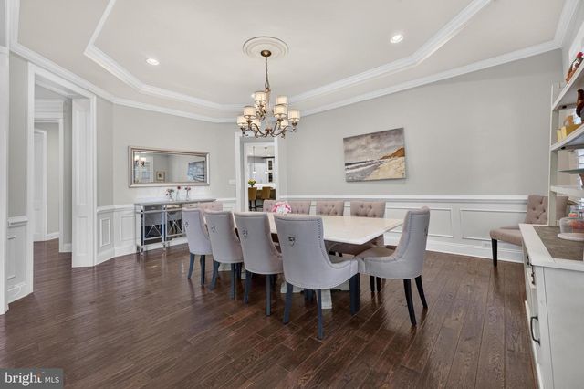 700 WALTON CT, Moorestown, NJ 08057