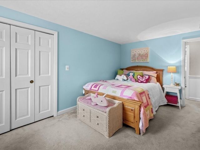 57 Brierbrook St, Milton, MA 02186