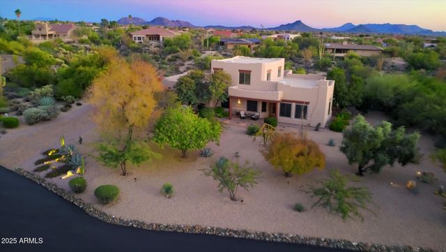 9215 E LAZYWOOD Place, Carefree, AZ 85377