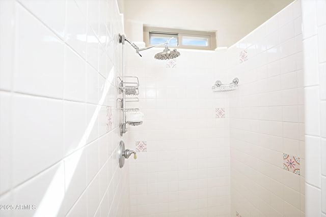 9215 E LAZYWOOD Place, Carefree, AZ 85377