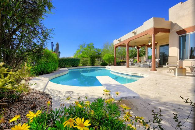 9215 E LAZYWOOD Place, Carefree, AZ 85377