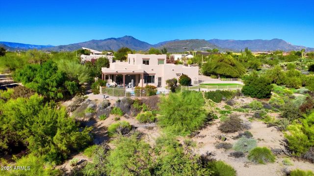 9215 E LAZYWOOD Place, Carefree, AZ 85377