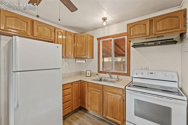 409 Burlington Avenue, Colorado Springs, CO 80905