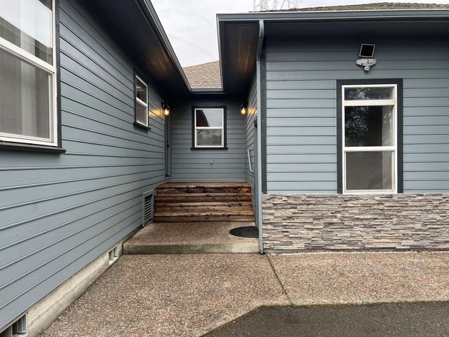 7285 Dauber Lane, Eureka, CA 95503