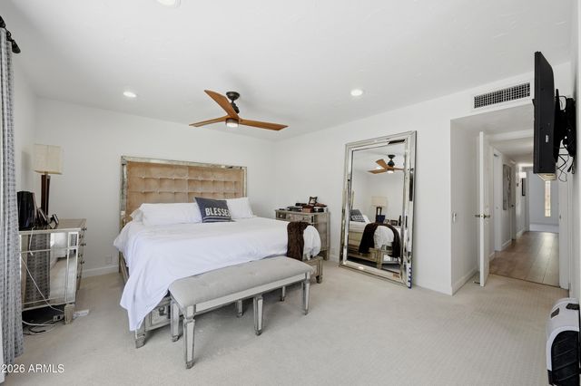 3529 E CANNON Drive, Phoenix, AZ 85028