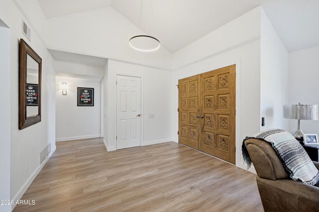 3529 E CANNON Drive, Phoenix, AZ 85028