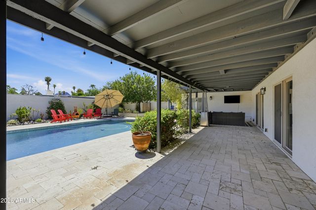 3529 E CANNON Drive, Phoenix, AZ 85028