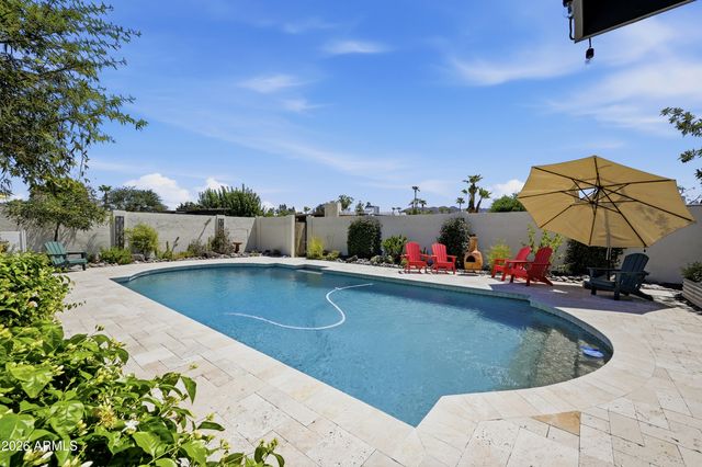 3529 E CANNON Drive, Phoenix, AZ 85028