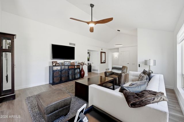 3529 E CANNON Drive, Phoenix, AZ 85028