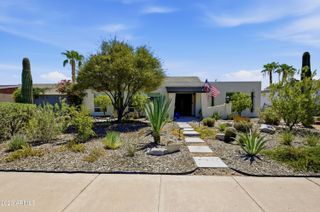 3529 E CANNON Drive, Phoenix, AZ 85028