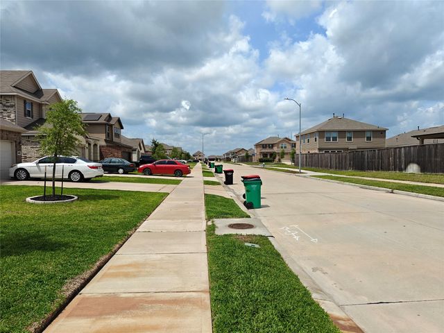 1270 Glendora Drive, Rosharon, TX 77583