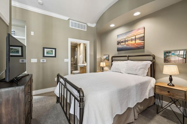 129 Walnut Street Unit 121, Chattanooga, TN 37403