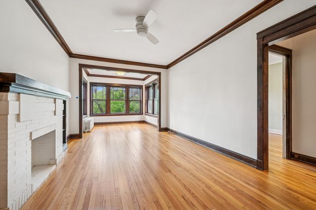 1404 W Thorndale Avenue 3, Chicago, IL 60660