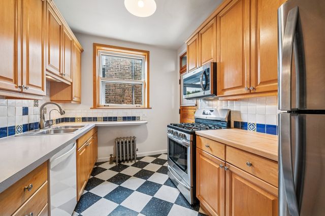 1404 W Thorndale Avenue 3, Chicago, IL 60660