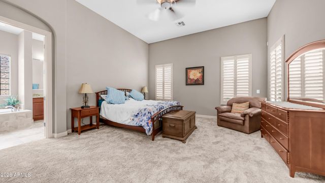 790 E SUNBURST Lane, Tempe, AZ 85284