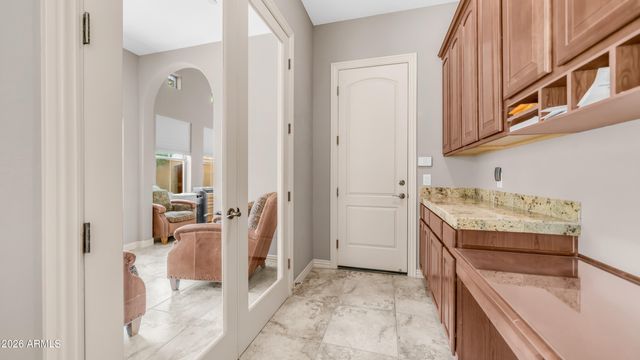 790 E SUNBURST Lane, Tempe, AZ 85284