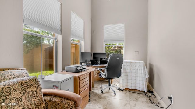 790 E SUNBURST Lane, Tempe, AZ 85284