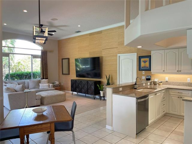 4105 HEARTHSTONE DRIVE, Sarasota, FL 34238