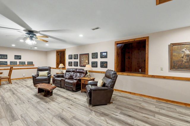 7712 W Harmony Ct, Wichita, KS 67209