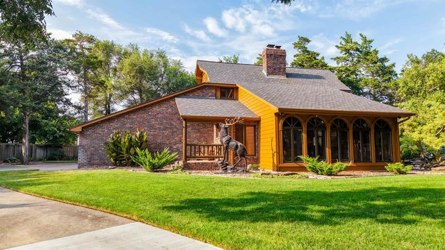7712 W Harmony Ct, Wichita, KS 67209