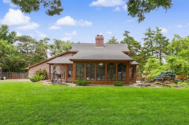 7712 W Harmony Ct, Wichita, KS 67209