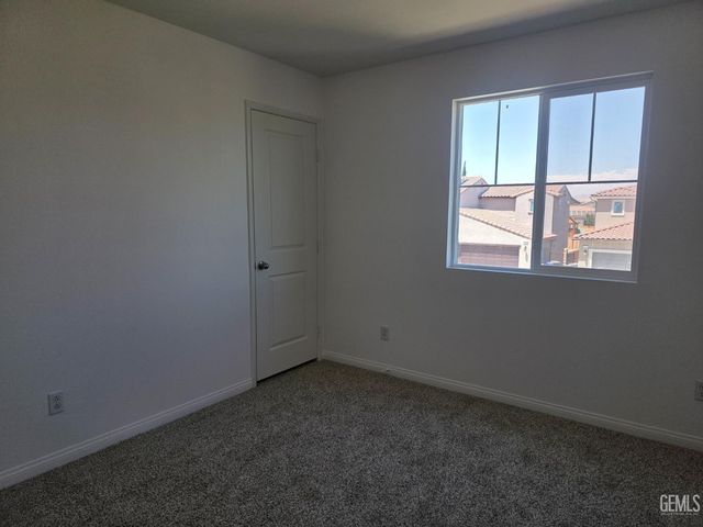 10917 Pasto Way, Bakersfield, CA 93306