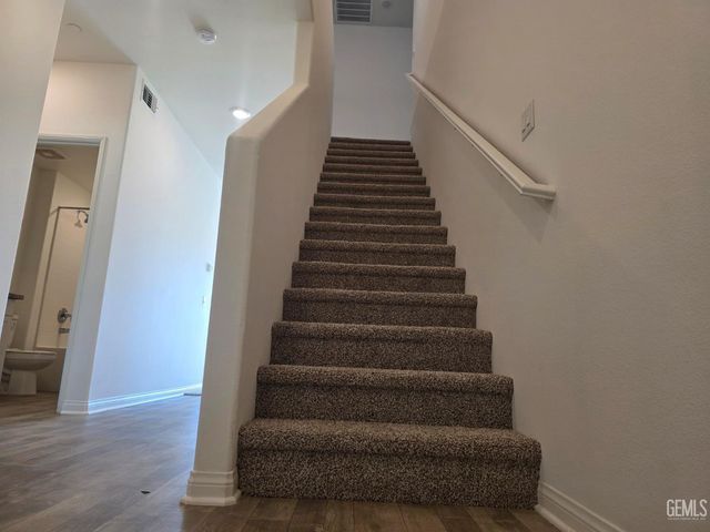 10917 Pasto Way, Bakersfield, CA 93306